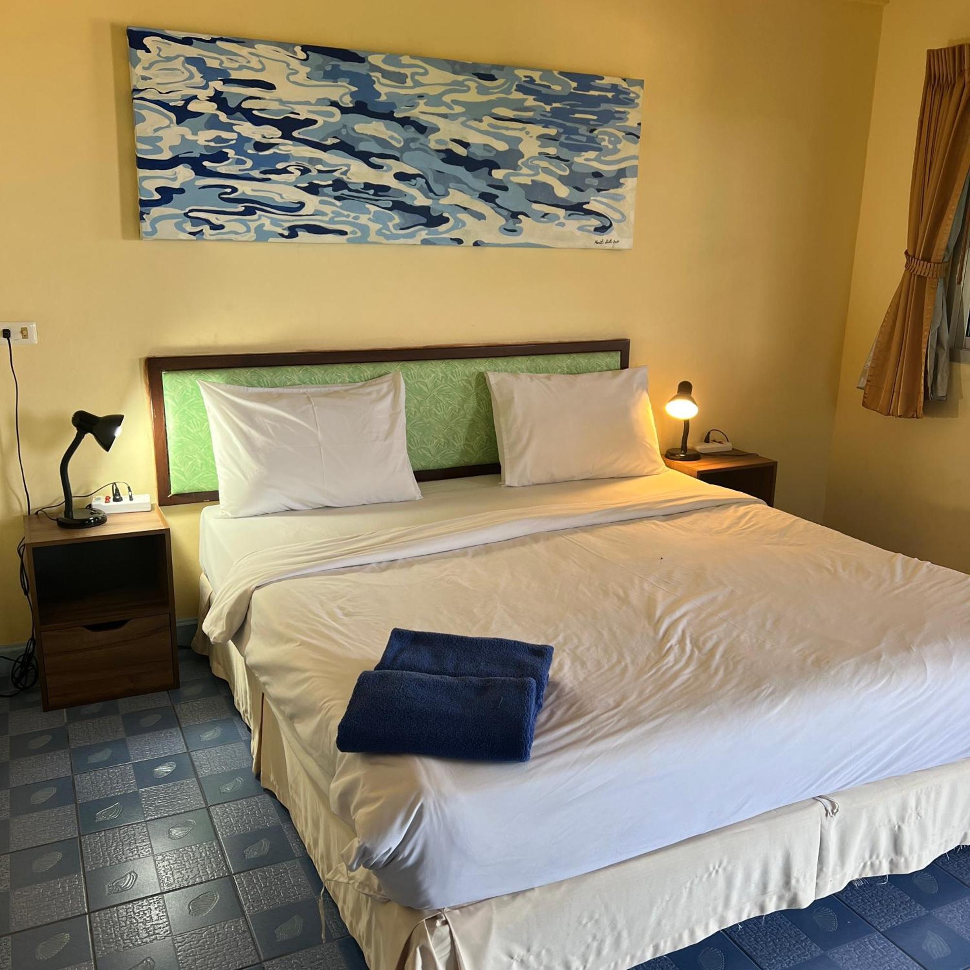 Kata Villa Merit Hill Bungalows Karon Exteriör bild
