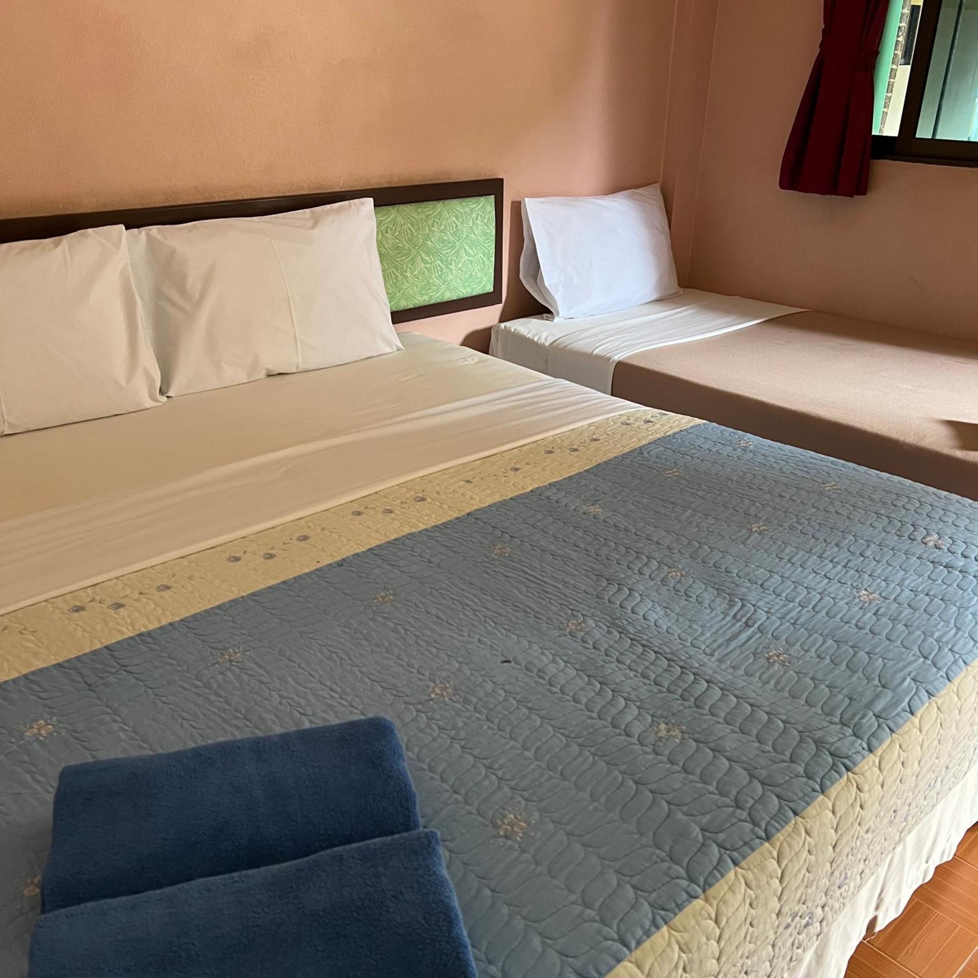 Kata Villa Merit Hill Bungalows Karon Exteriör bild