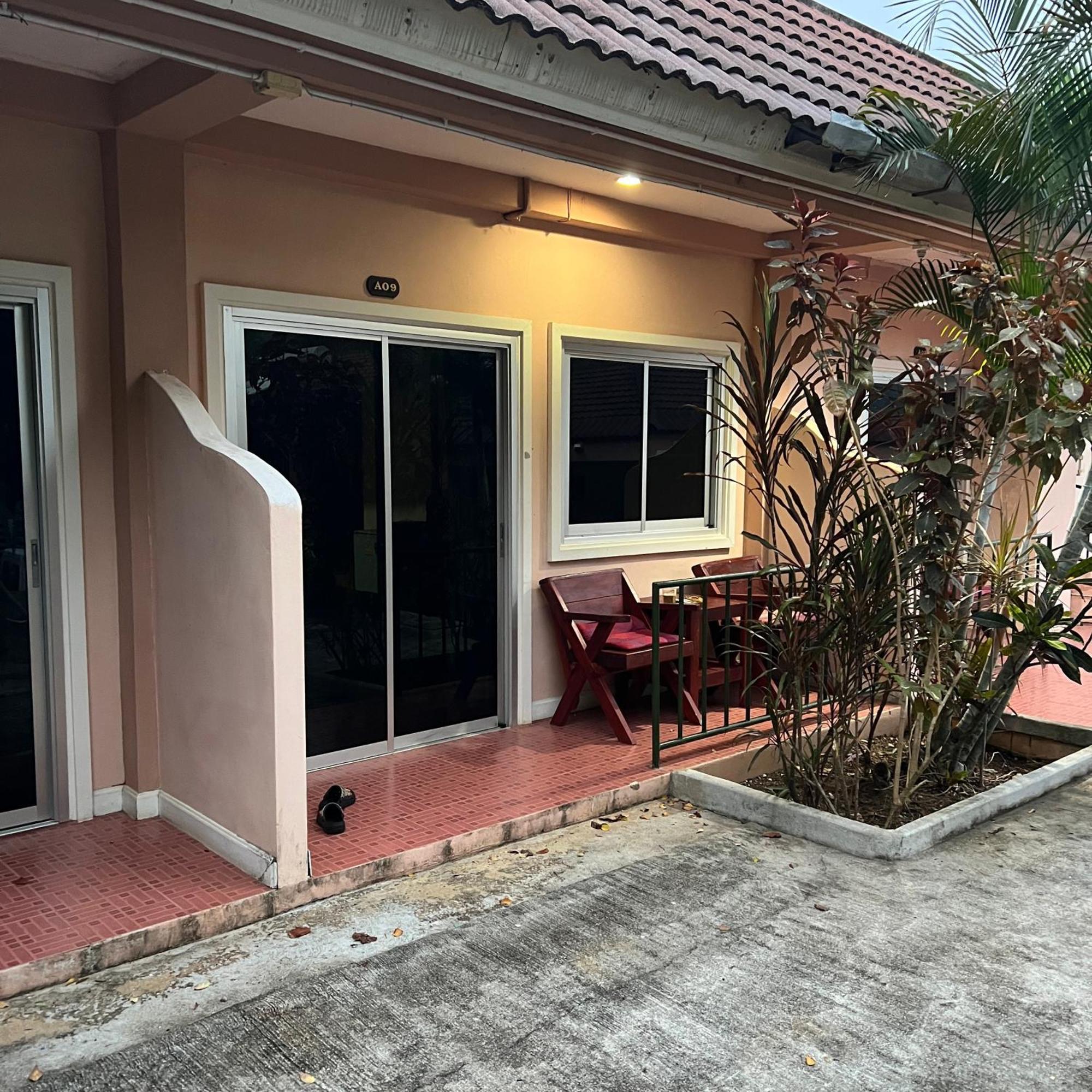Kata Villa Merit Hill Bungalows Karon Exteriör bild