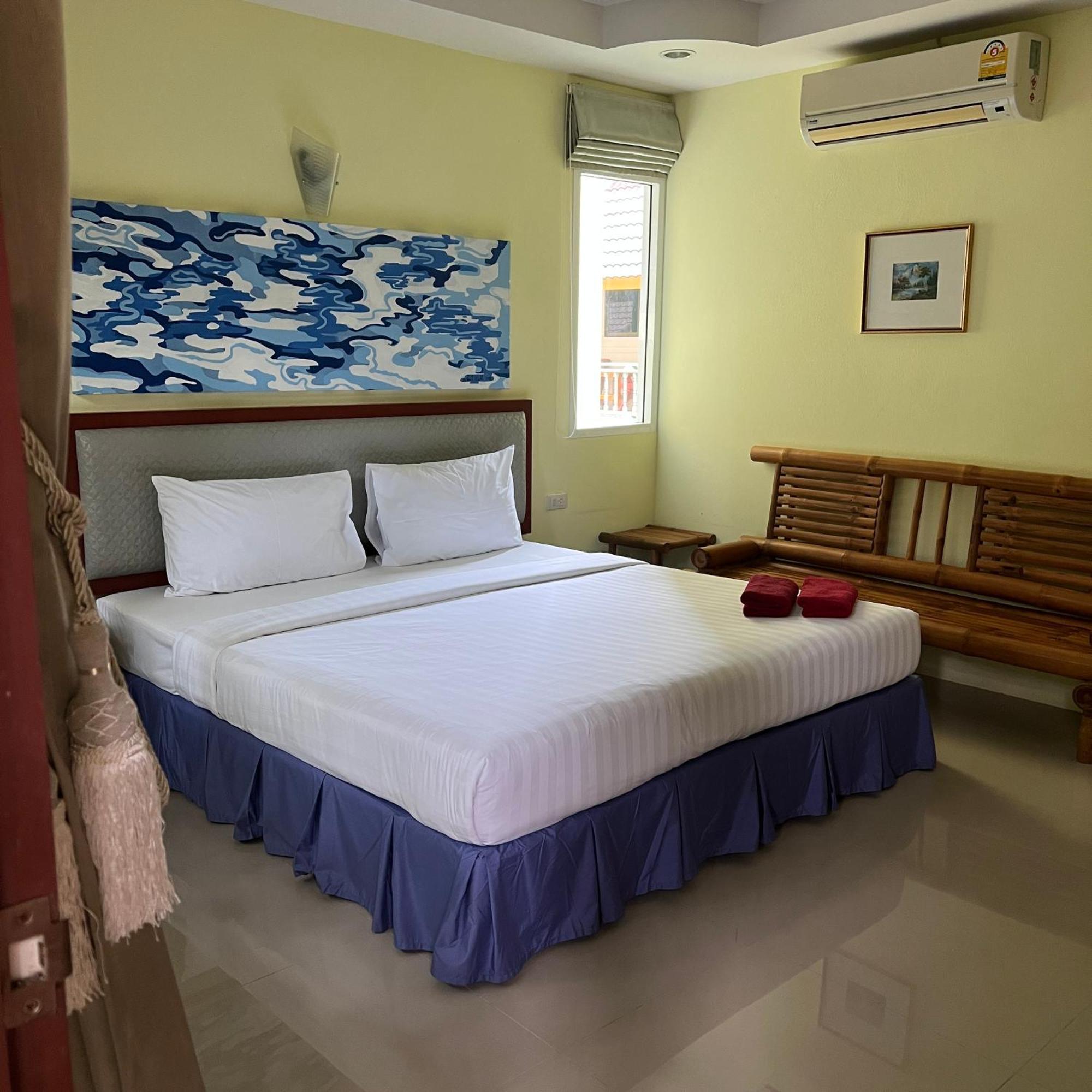 Kata Villa Merit Hill Bungalows Karon Exteriör bild